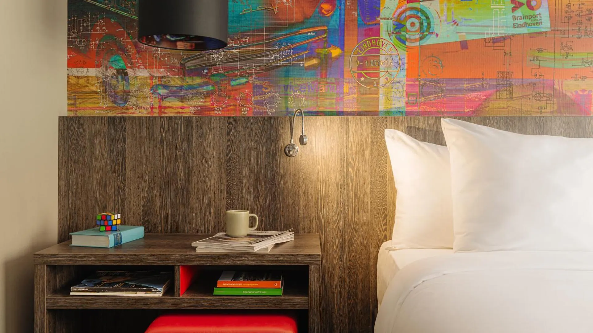 Crown Hotel Eindhoven Centre