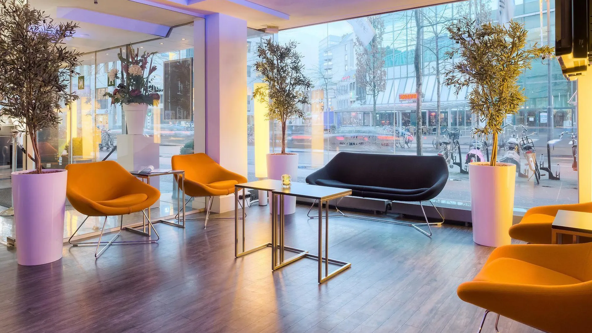Crown Hotel Eindhoven Centre 4*,  Nederland